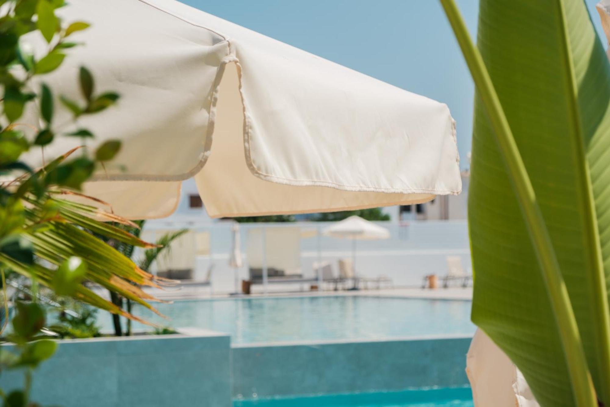 Abacus Suites Aya Napa Dış mekan fotoğraf