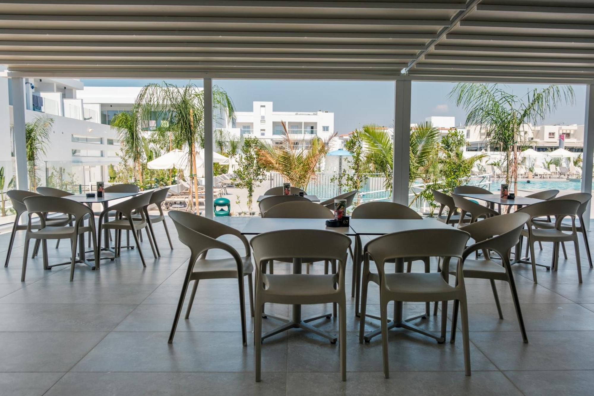 Abacus Suites Aya Napa Dış mekan fotoğraf
