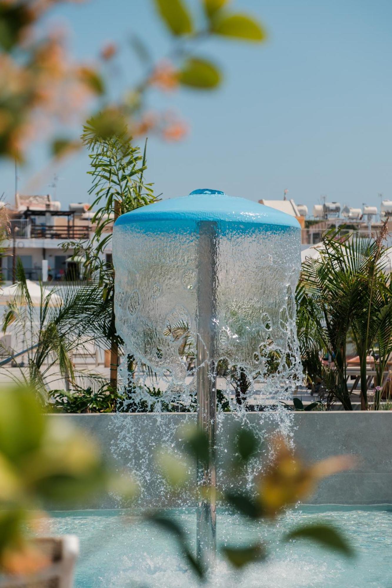 Abacus Suites Aya Napa Dış mekan fotoğraf